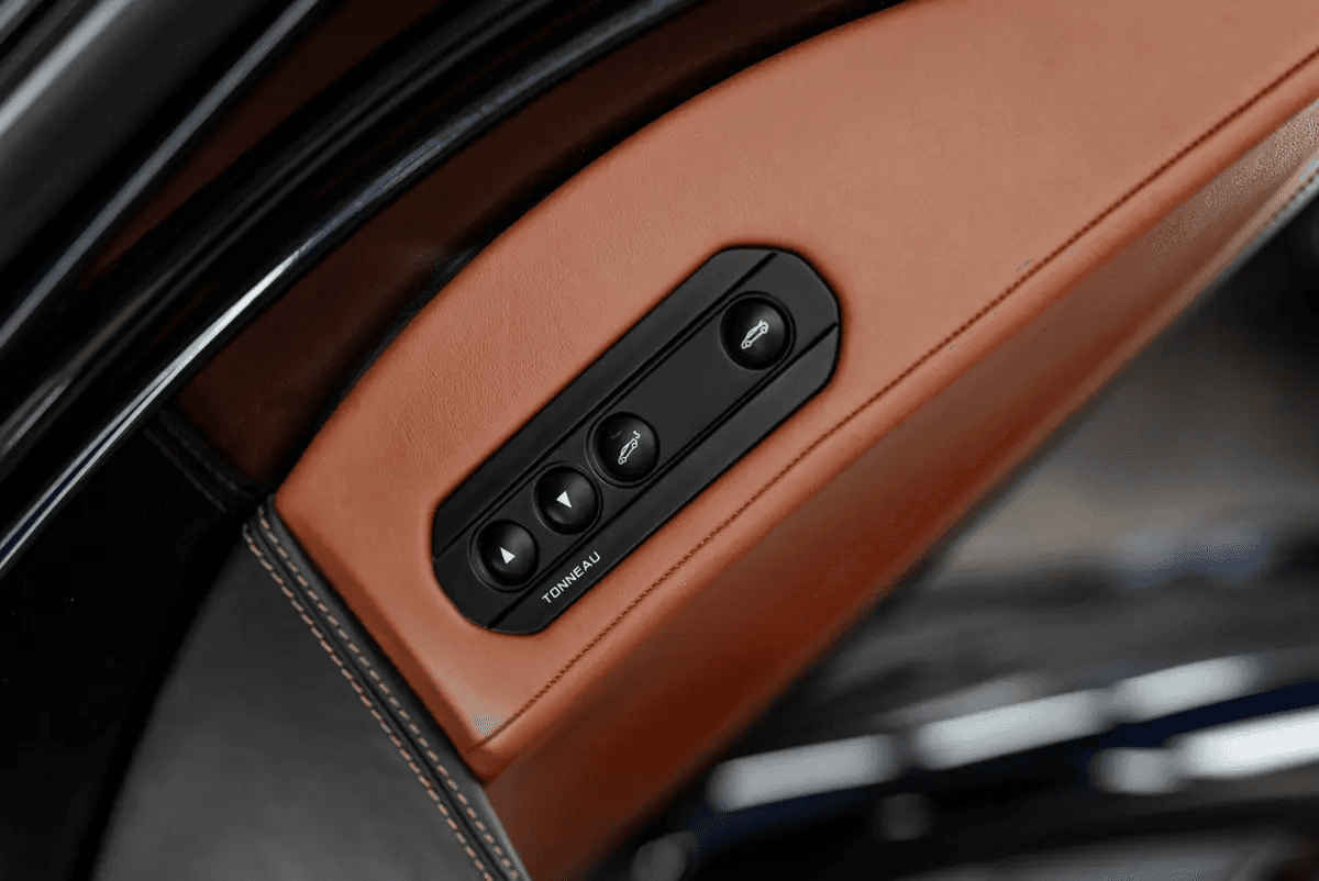 2014 McLaren MP4-12C, photo 16