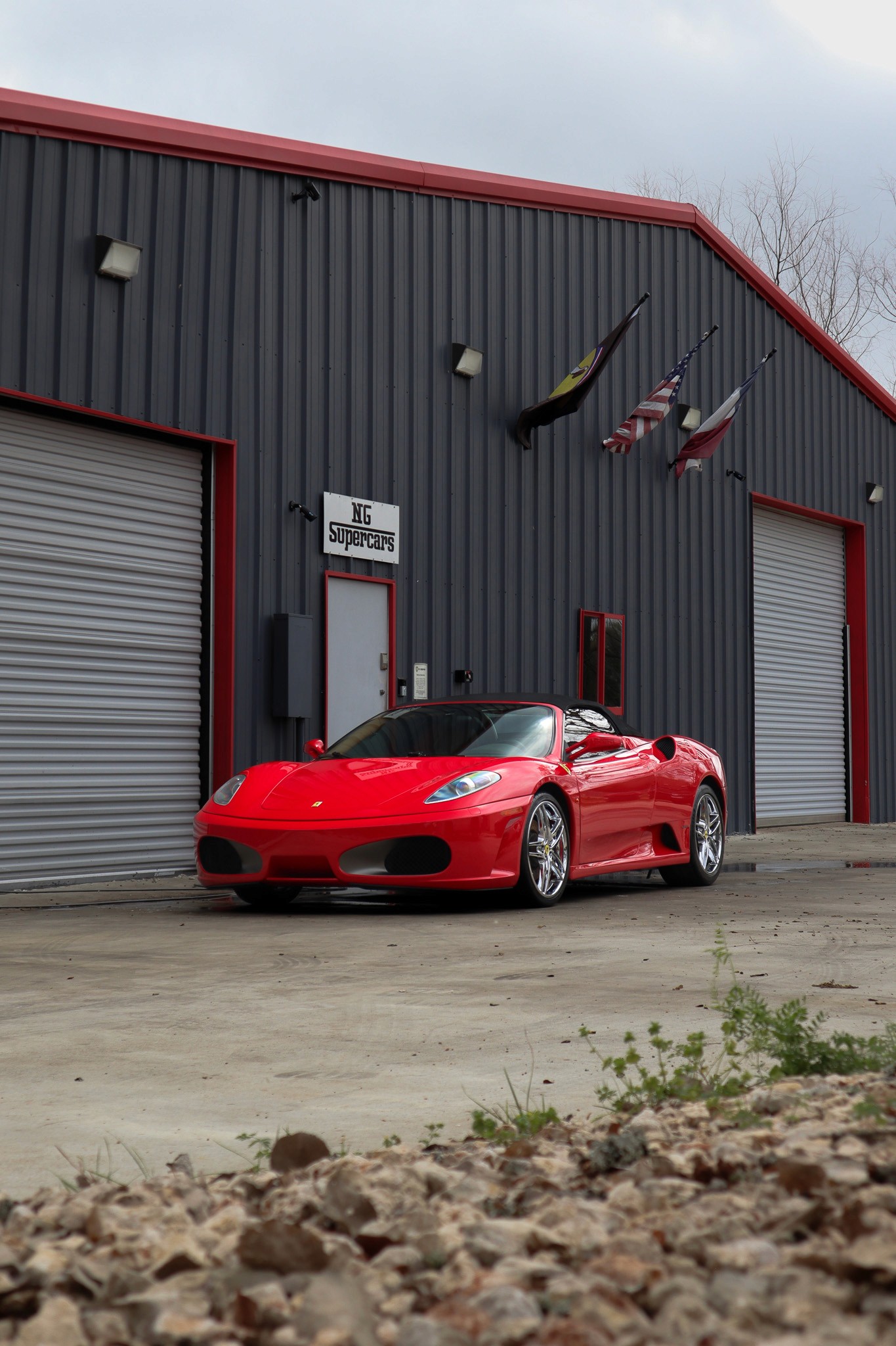 Abstract perspective view of two parallel walls with glowing lines, creating a futuristic and geometric effect.
