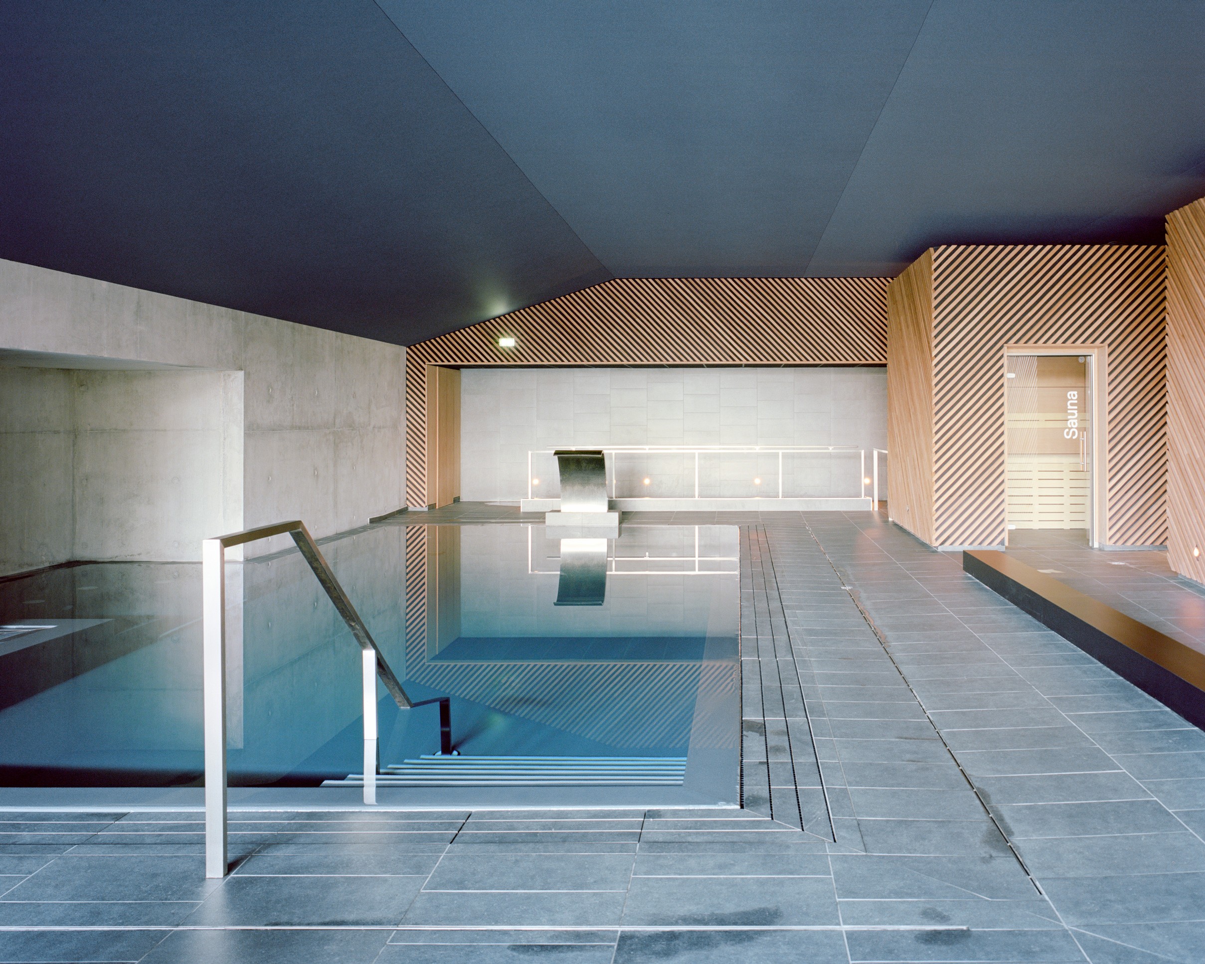 EXEE - Construction: ensemble sportif et loisirs