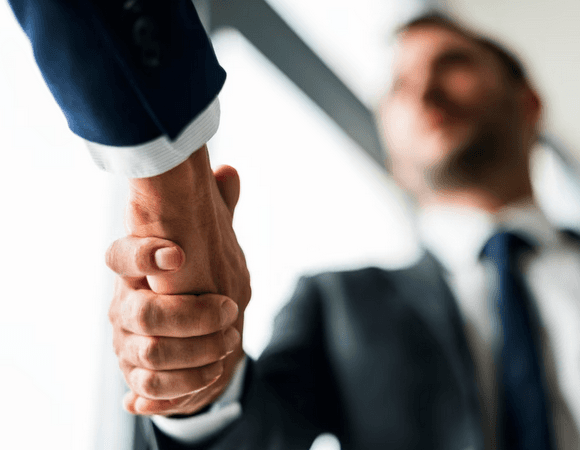 Servicios de consultoría legal tech y cumplimiento normativo para empresas digitales de { techpliance }