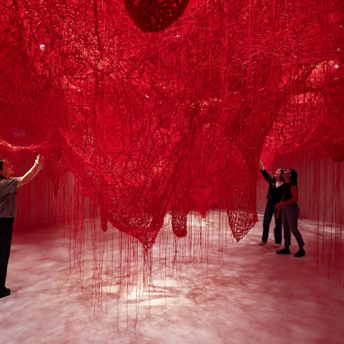 Swarovski Crystal Worlds & Manufactory: Skip The Line + Guided Tour + Lunch tickets in Innsbruck