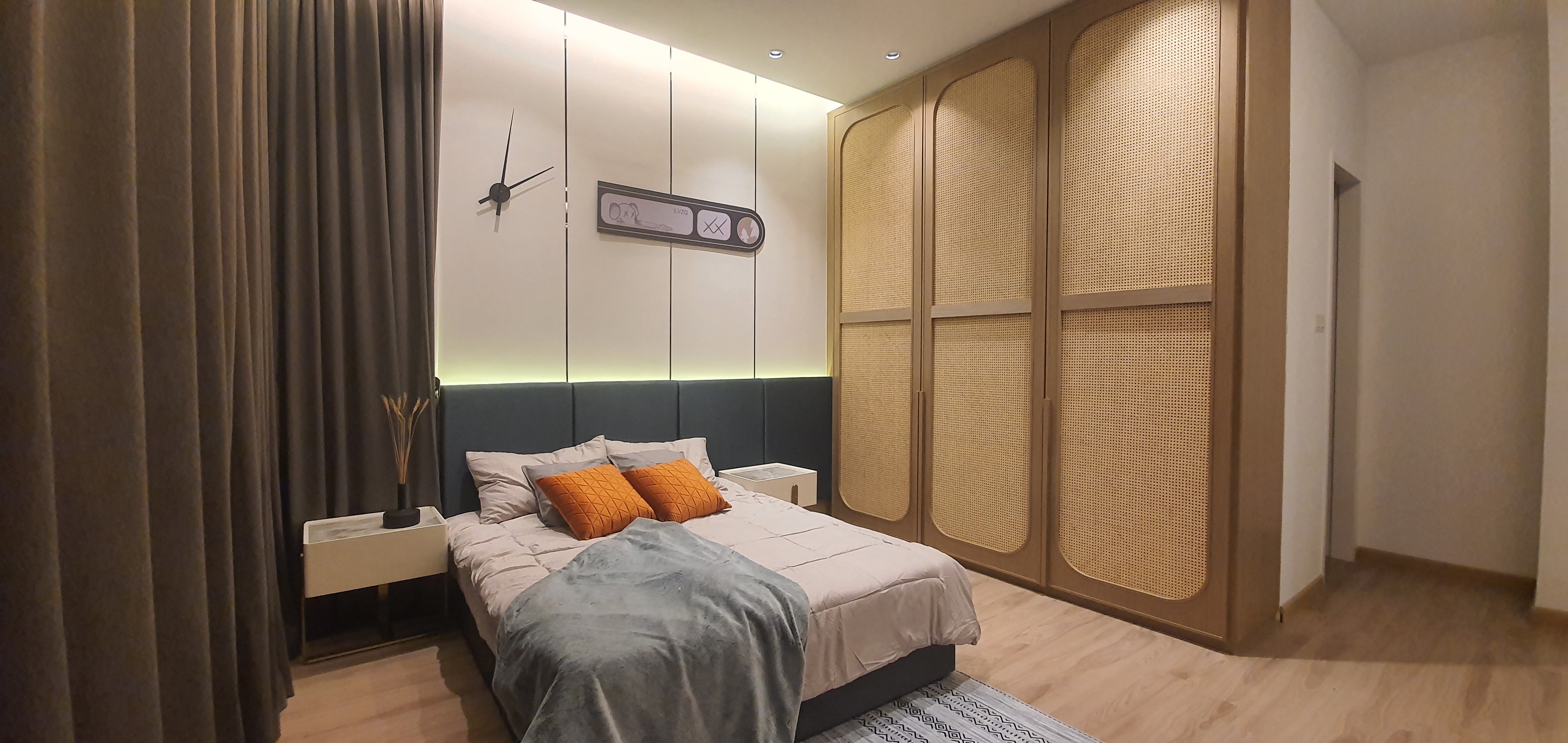 Custom Floor-to-Ceiling Wardrobe System Singapore Condo