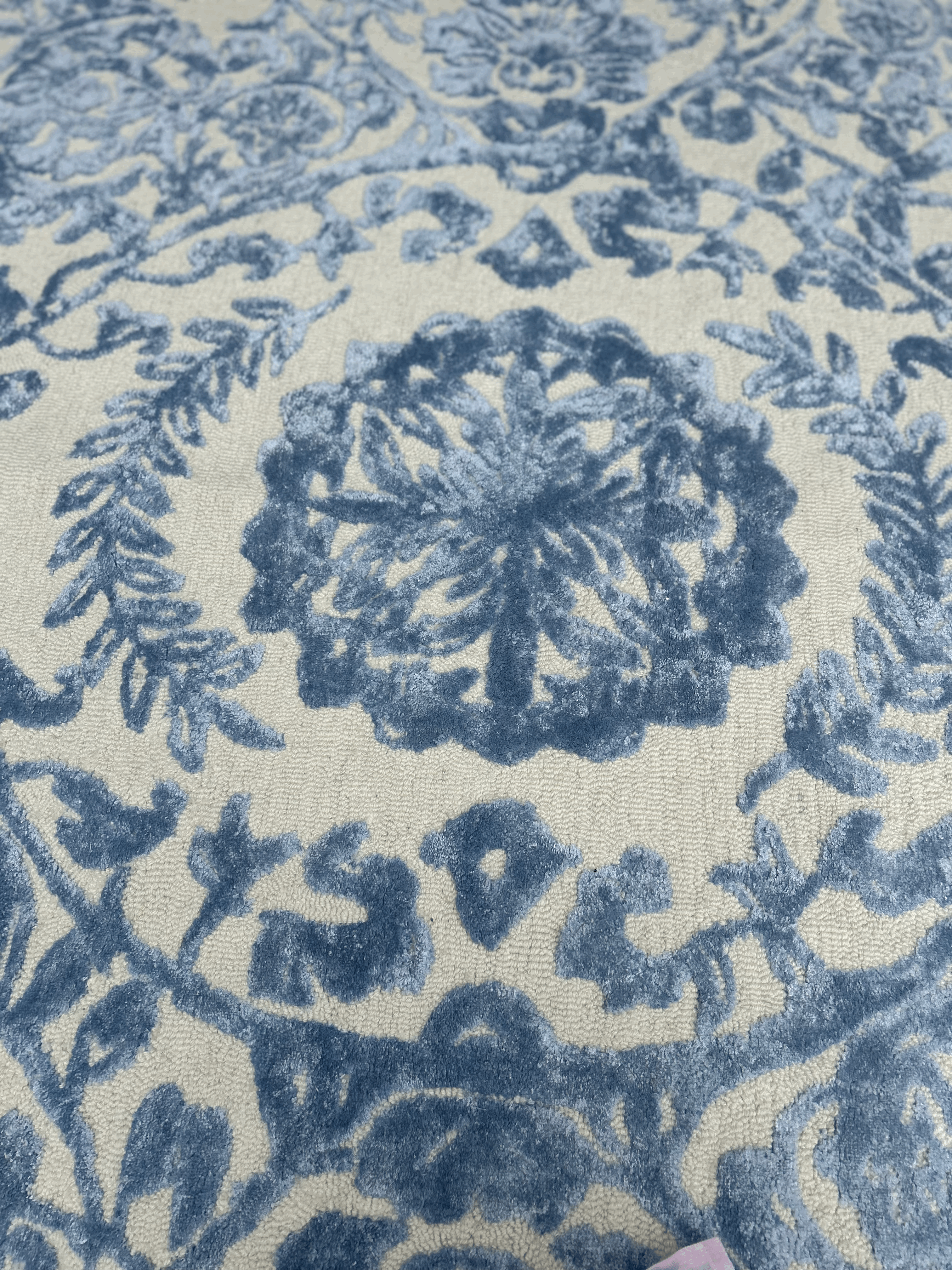 Zavira rug lifestyle placement