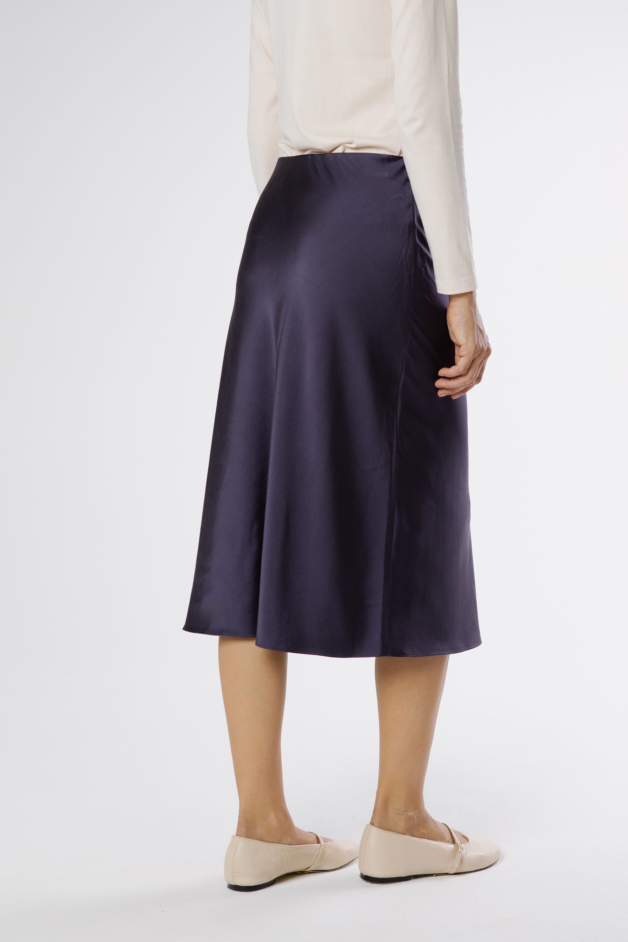 Midi heavy silk satin skirt Purple – back view showing fluid drape