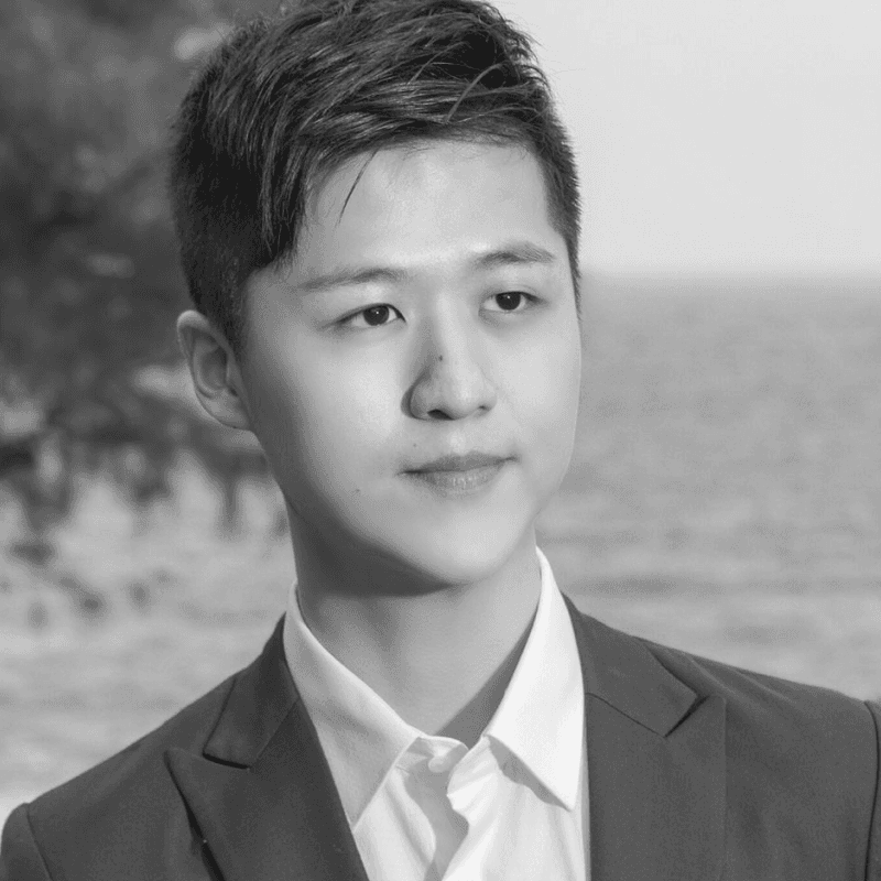 Woman team member photo