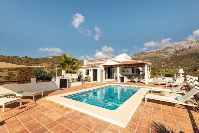 Spacious interior of Villa La Paz, Andalusia
