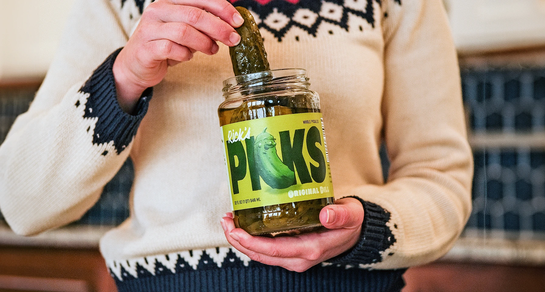 Entrepreneurs engaging in a lively discussion during a Bizz Buzz networking event.