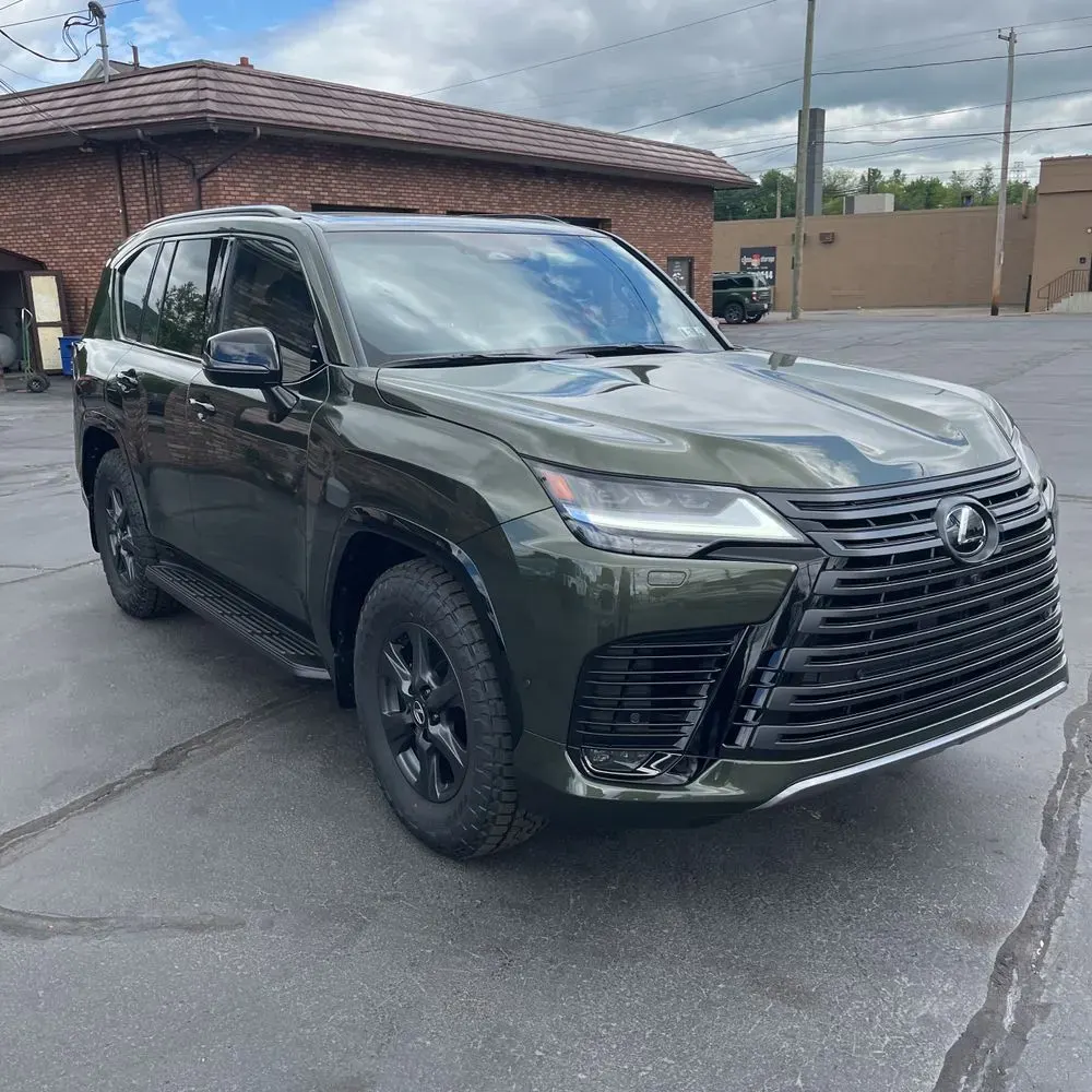 Vehicle preview photo