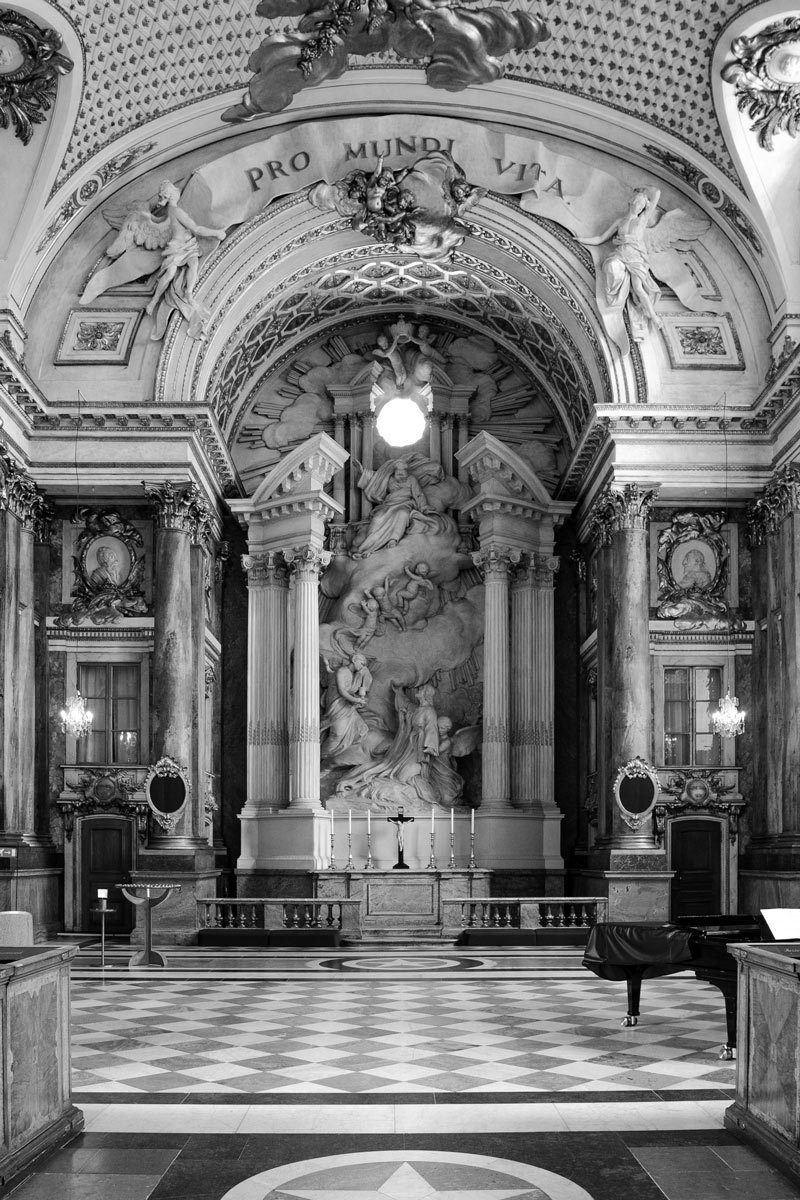 Executive departures Stockholm Arlanda - Gamla Stan medieval old town district