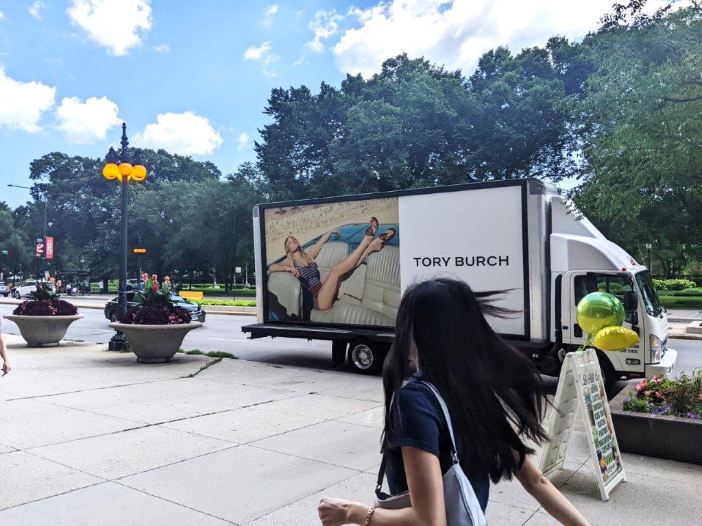 Tory Burch laid back MBB