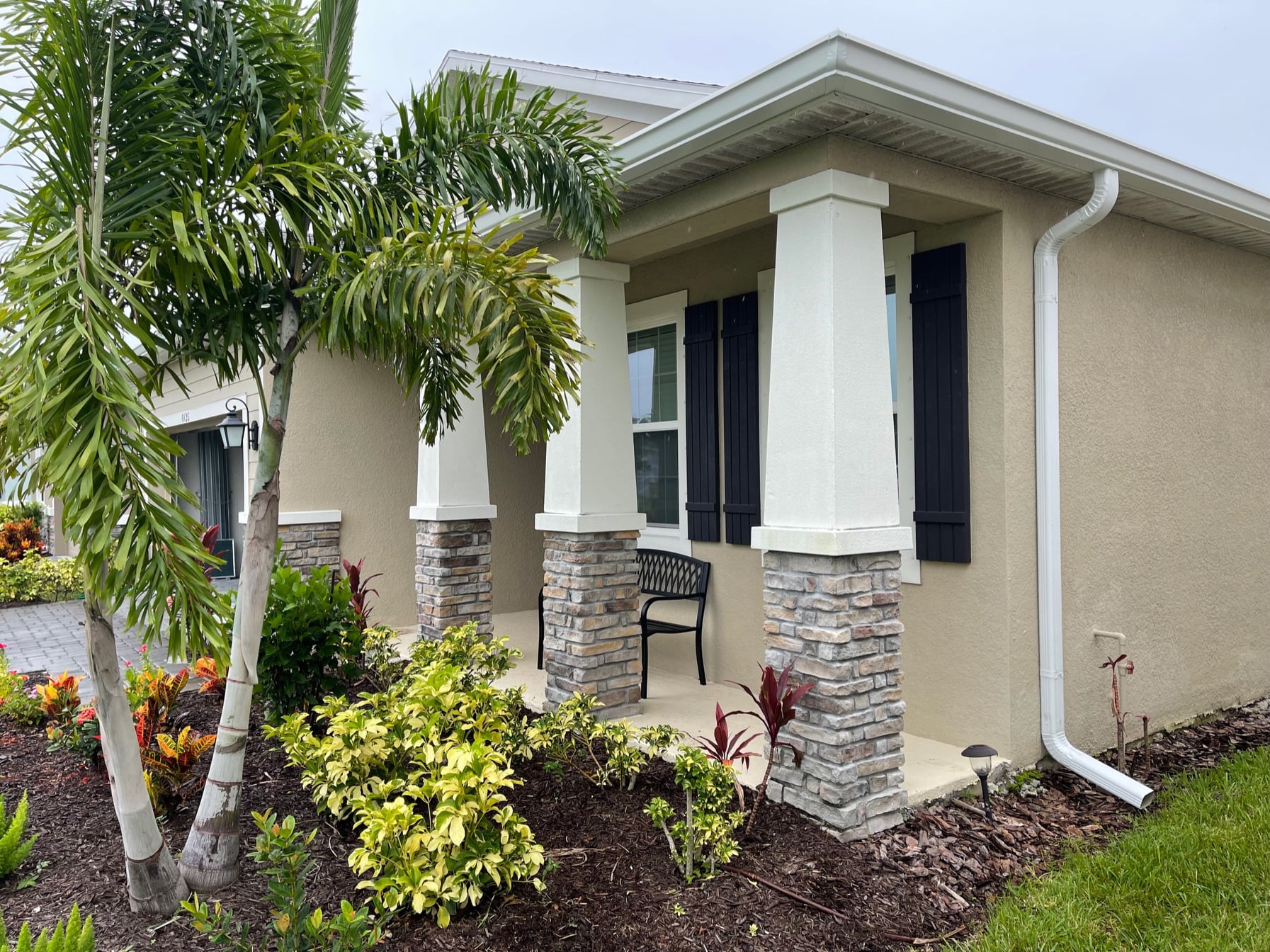 corner of house bradenton, fl