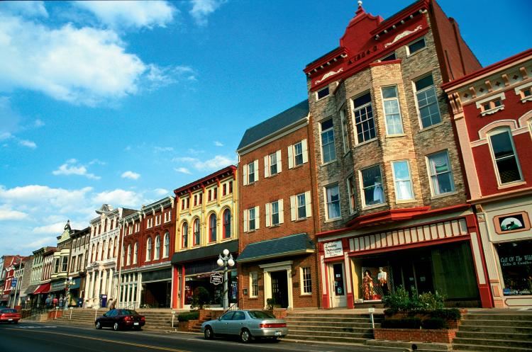 Winchester KY aerial view with residential areas, offering dumpster rental services