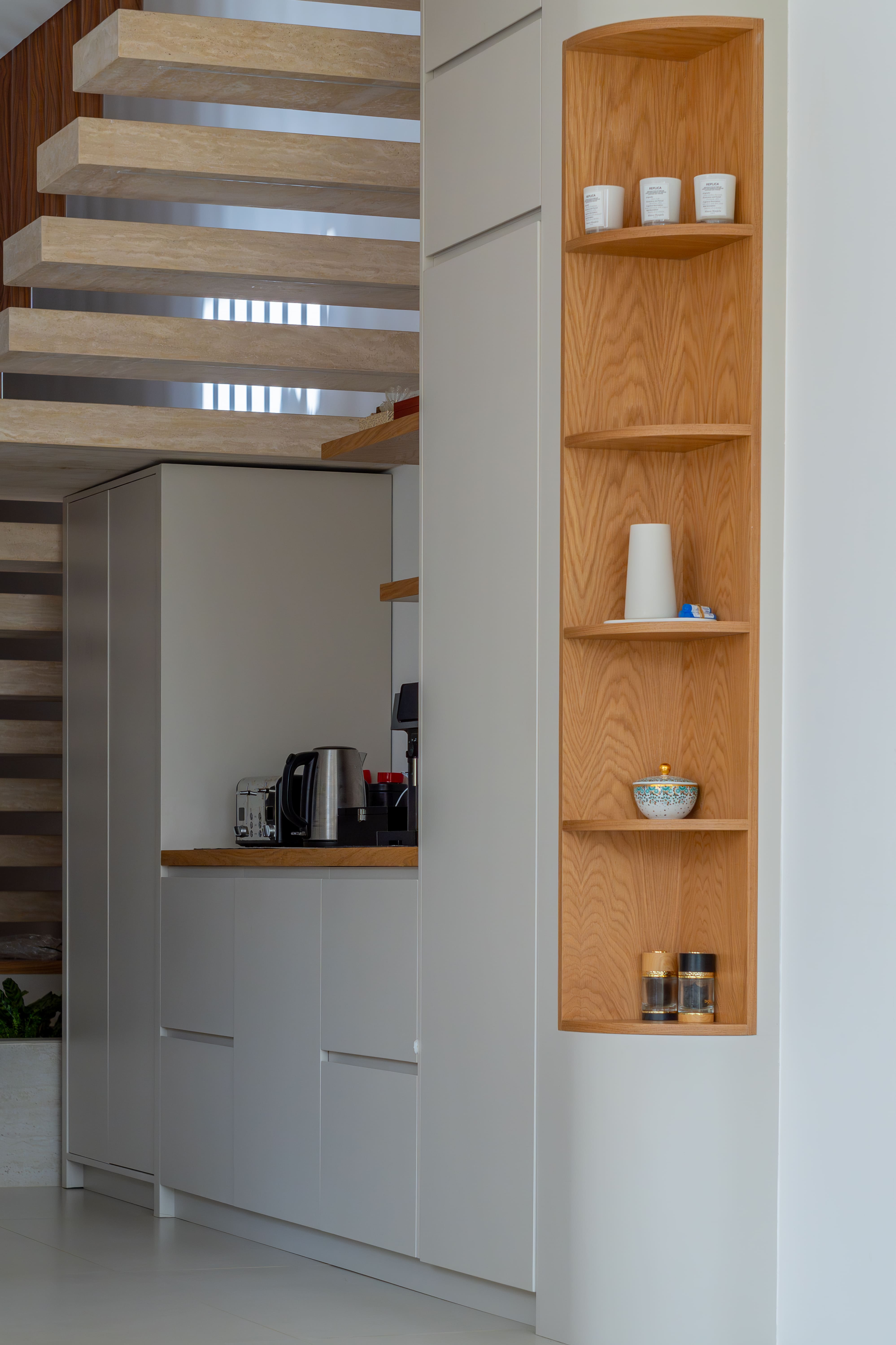 Renovation for Resale in Dubai: What Actually Increases Value (and What Quietly Works Against You)