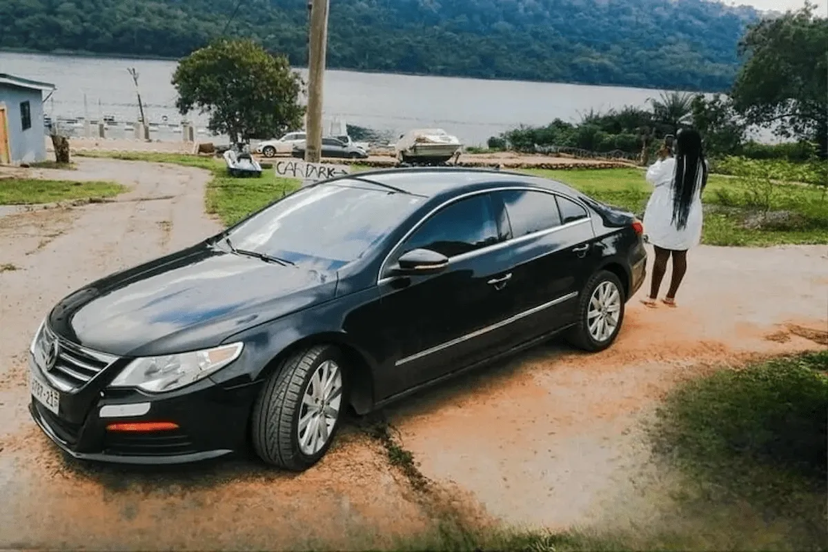 Private transfer vehicle available for Accra airport pickups and Ghana tours. 