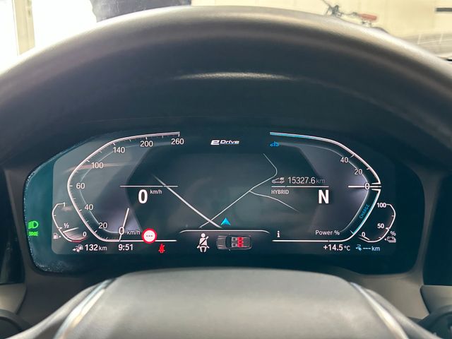 BMW 330 2020 BLUE Gebrauchtwagen - Galeriebild 11