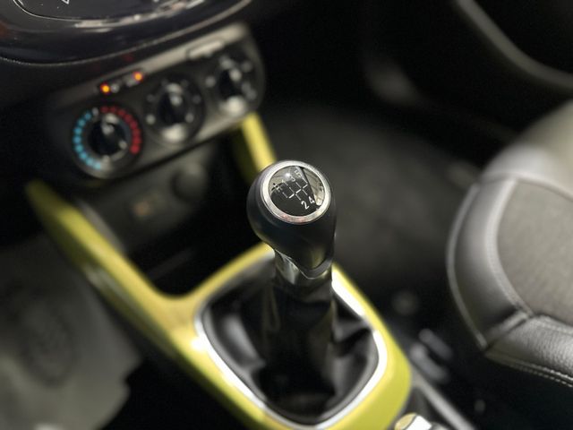 OPEL Adam 2014 WHITE Gebrauchtwagen - Galeriebild 18