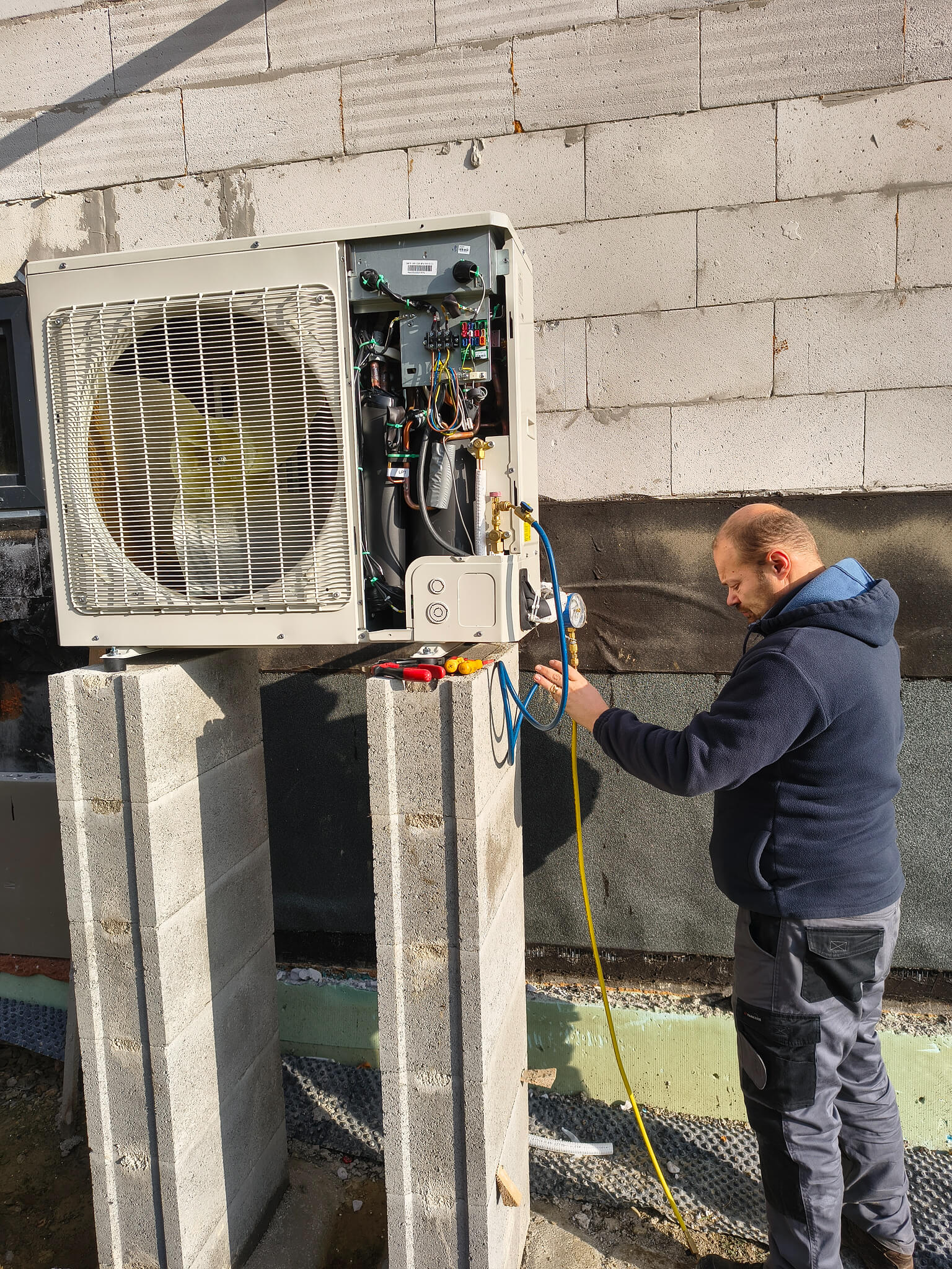 Servis vonkajsej jednotky tepelneho cerpadla