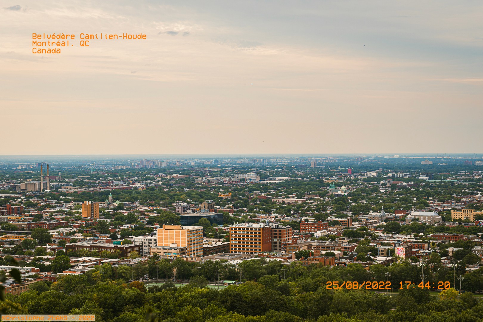 Paysage de Montréal observé depuis le belvédère Camillien-Houde, été 2022.