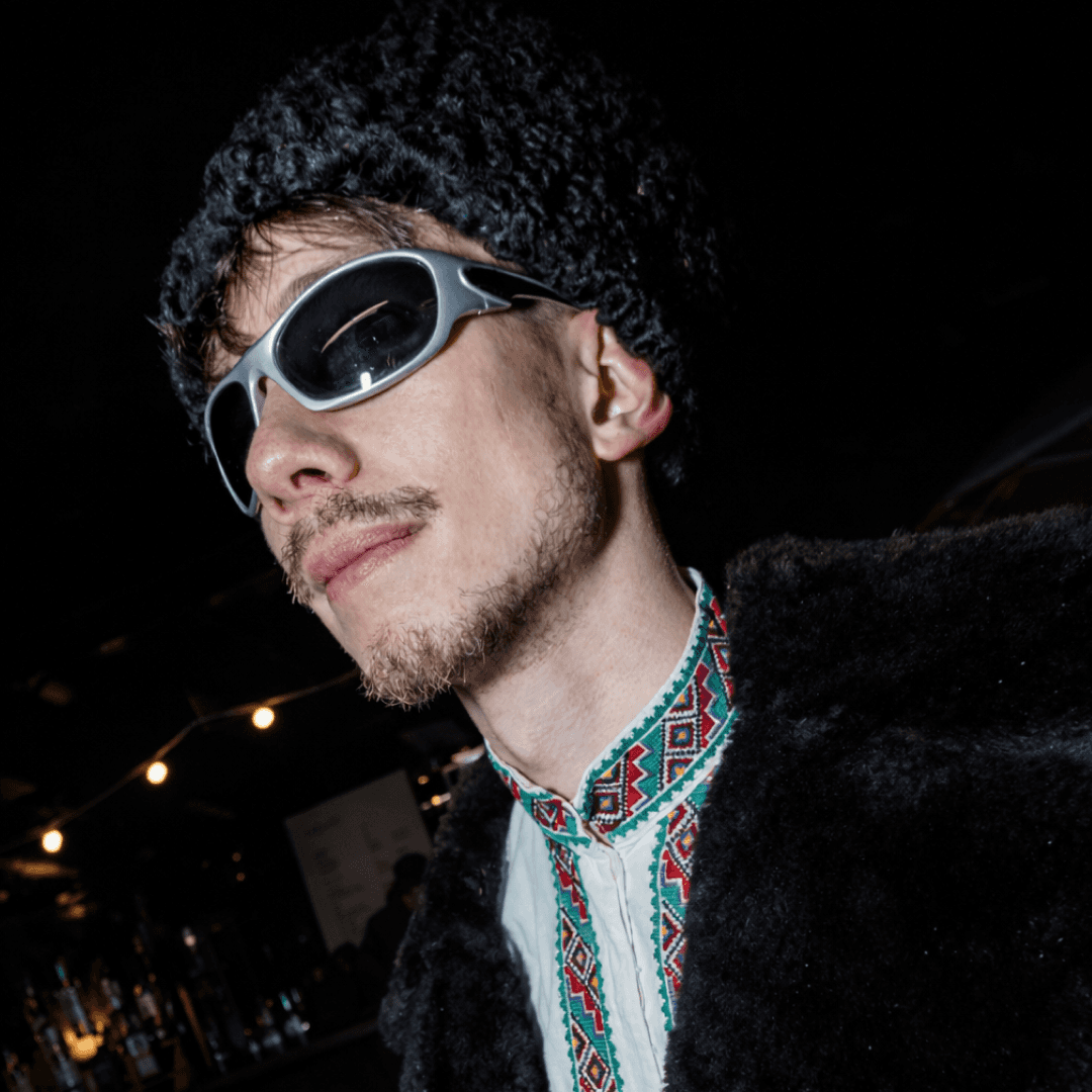 Laptop showing Bloomy UI