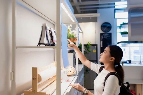 BW Design Centre 是一支擁有16年豐富經驗的專業設計團隊,我們專注於社區設計,致力打造更好社區環境。我們的服務涵蓋多個領域,包括醫療安老、教育空間、NGO非牟利組織、藝術設計、宗教團體、社區美化,以及環保ESG項目。我們透過專業工程和設計方案,從初步概念到完整執行,提供一站式服務,幫助客戶提升品牌形象,實現空間轉型,優化您的社區空間!無論是改善社區設施或推動可持續發展,我們都以創新和實用為本,確保每個項目都帶來實質價值。