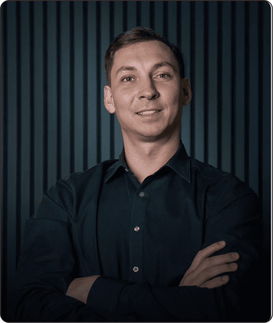 Woman team member photo