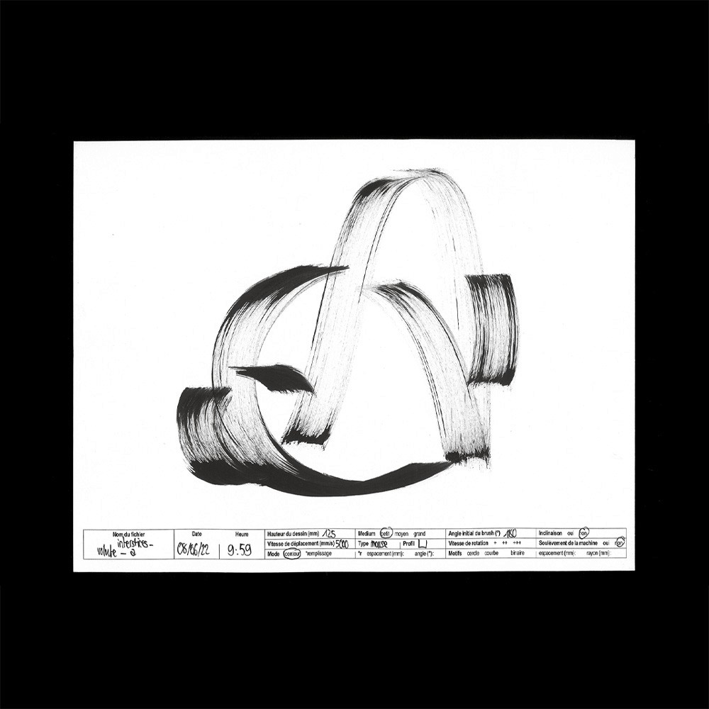 Photographie artistique d'un verre de vin jaune à moitié rempli sur fond dégradé sombre, avec une typographie cursive blanche superposée lisant 'La Percée du Vin', créant une identité visuelle élégante pour un projet œnologique.