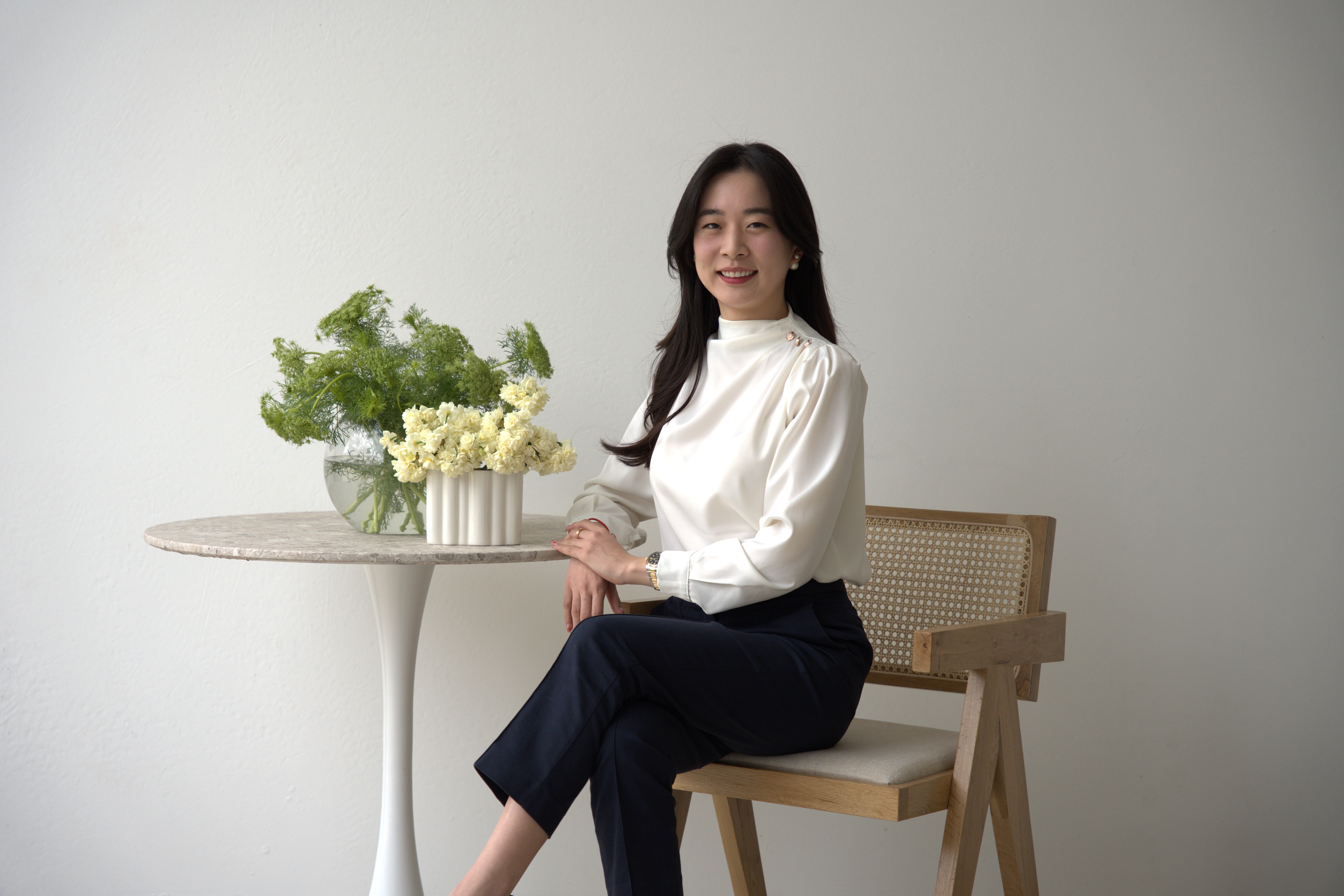 Concetrated triathlete grayscale