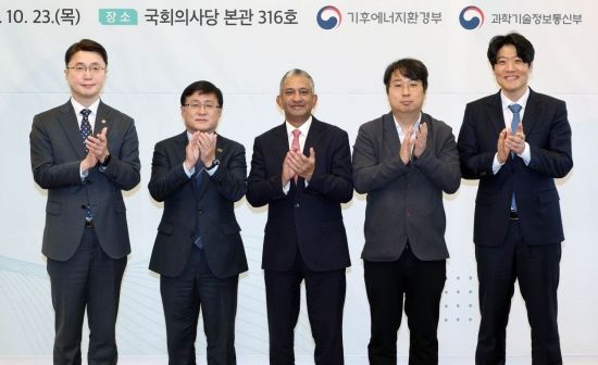 싱가포르 뷔나 — 한국에 20조 원 투자 선언