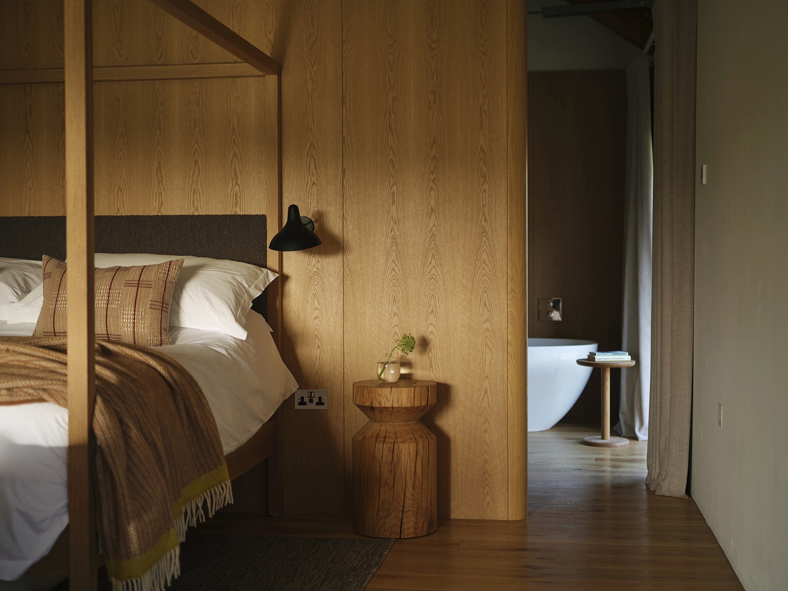 ceo-residential-at-fowlescombe-farm-The-C-Suite