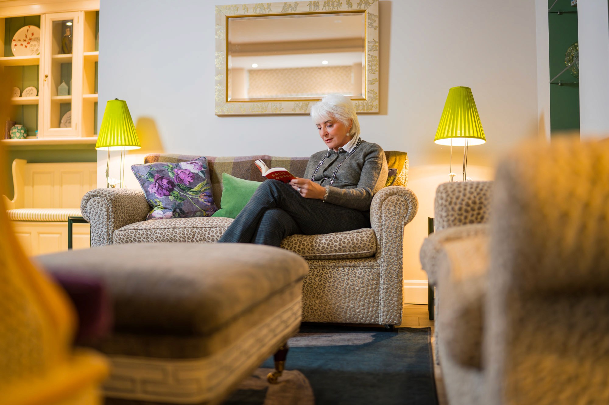 Person operating lights with Tap