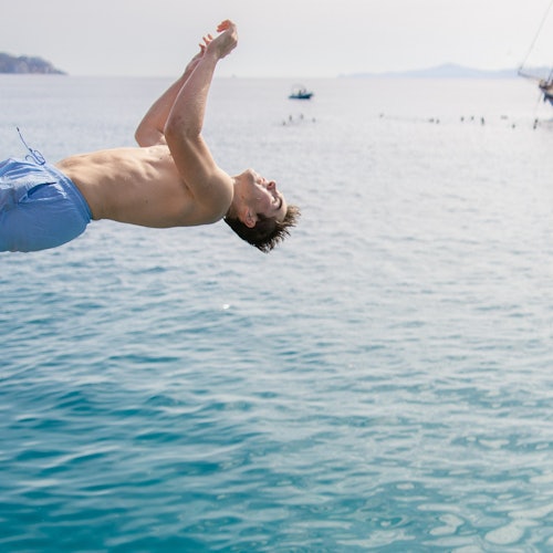 雅典海灣：半日遊船票連午餐、飲品及游泳停留 皮雷烏斯