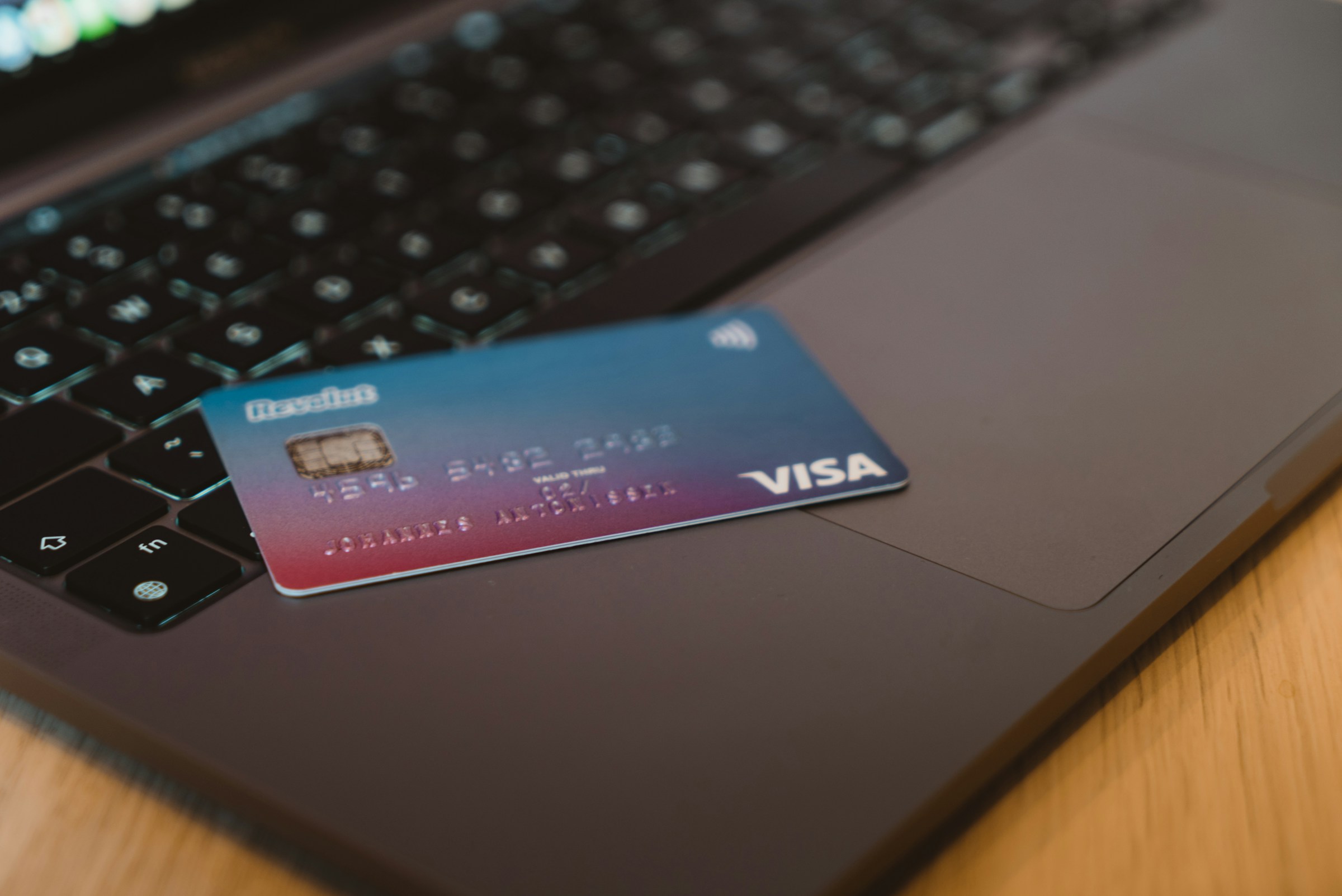 credit card on laptop - Shopify Popup on Checkout Page