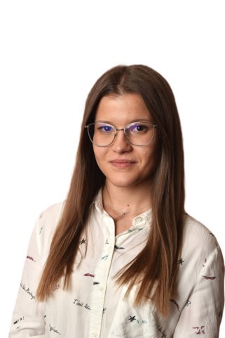 woman with sunglasses