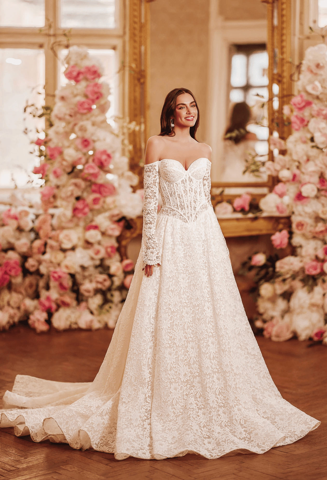 Hochzeitskleid mit Spitze in A-Linie