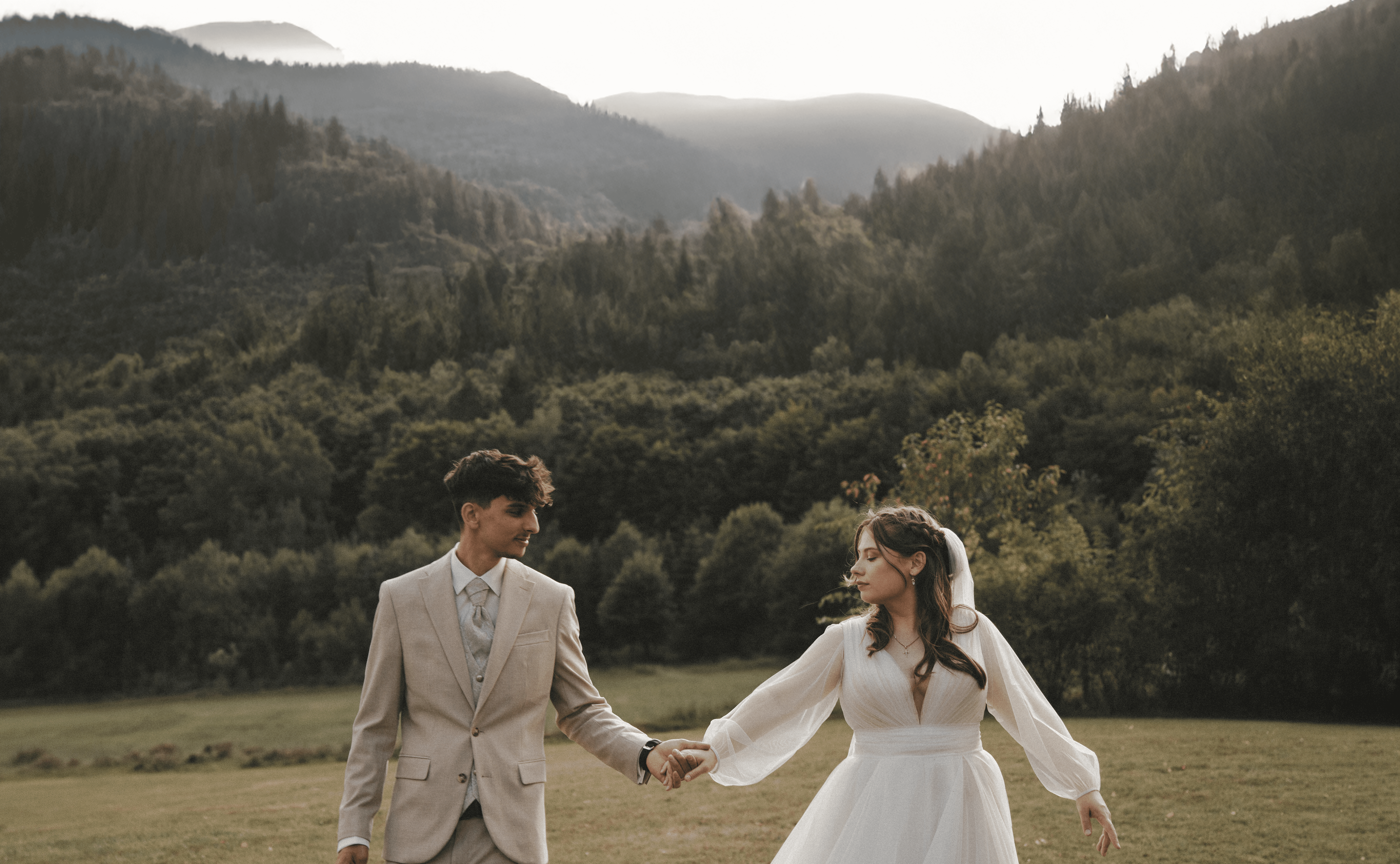 Dynamic picture of a cyclist riding downhill