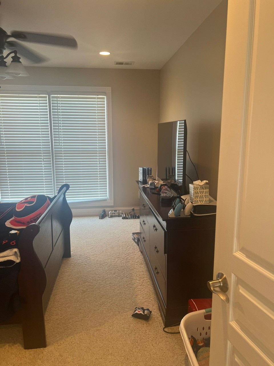 kids room before refresh