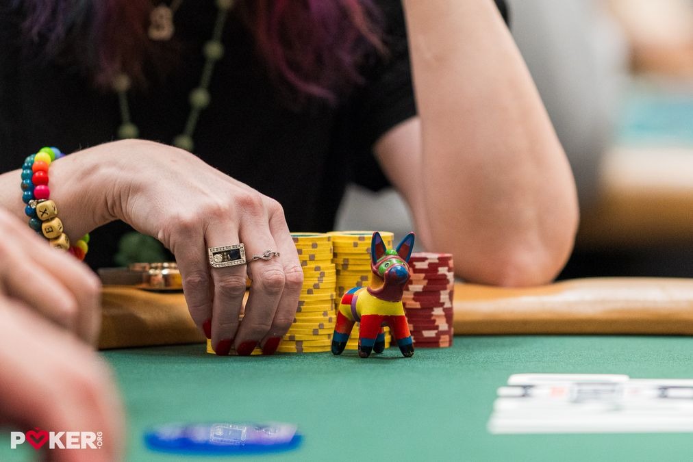 Стек игрока за столом WSOP