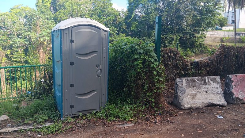 Location WC chantier en Martinique