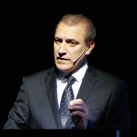 Professional portrait of Ricardo Corral