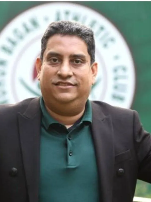 Boria Majumdar attending Symposium Event 