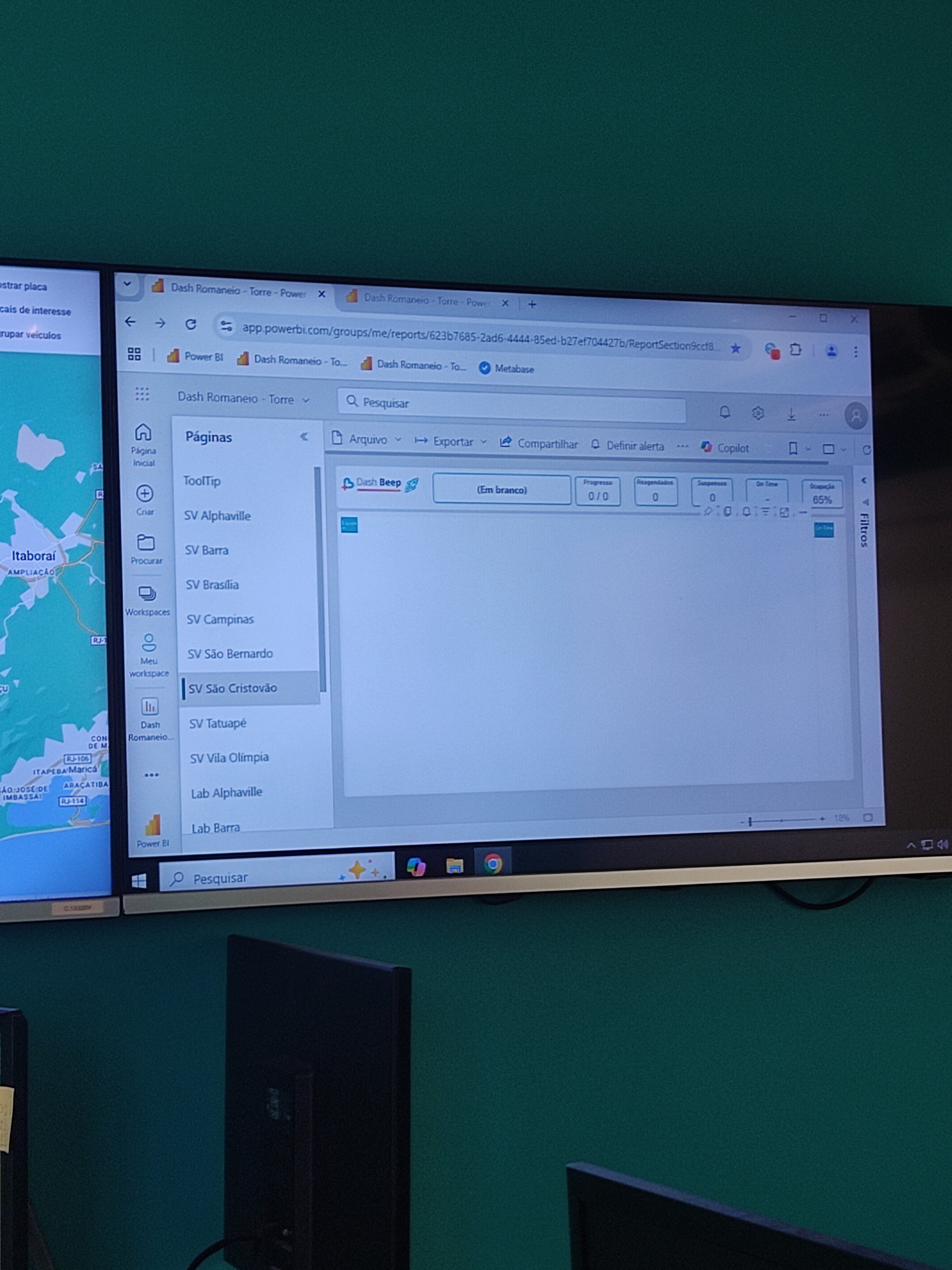 Grade de benchmarking listando empresas como samsung, apple, amazon, lg, google, wavio, square glow, bellman & symfon e sonic alert.