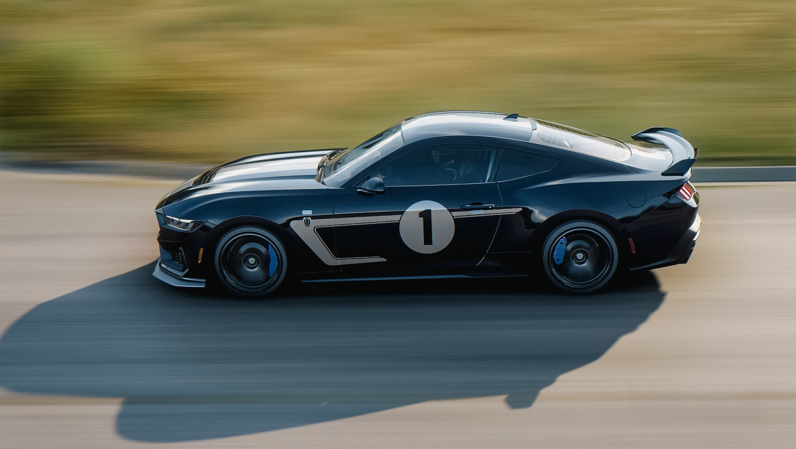 Ford Mustang Dark Horse 2024