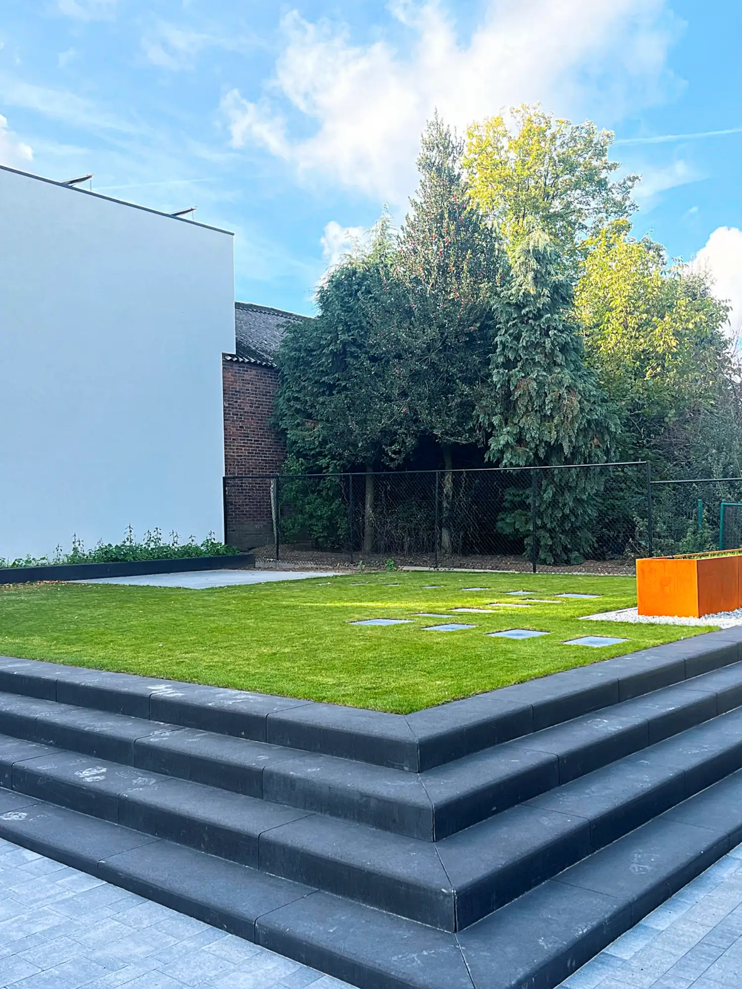 Tuin projecten met bestrating, aanleg en grondwerken - Boogerd Bestratingen