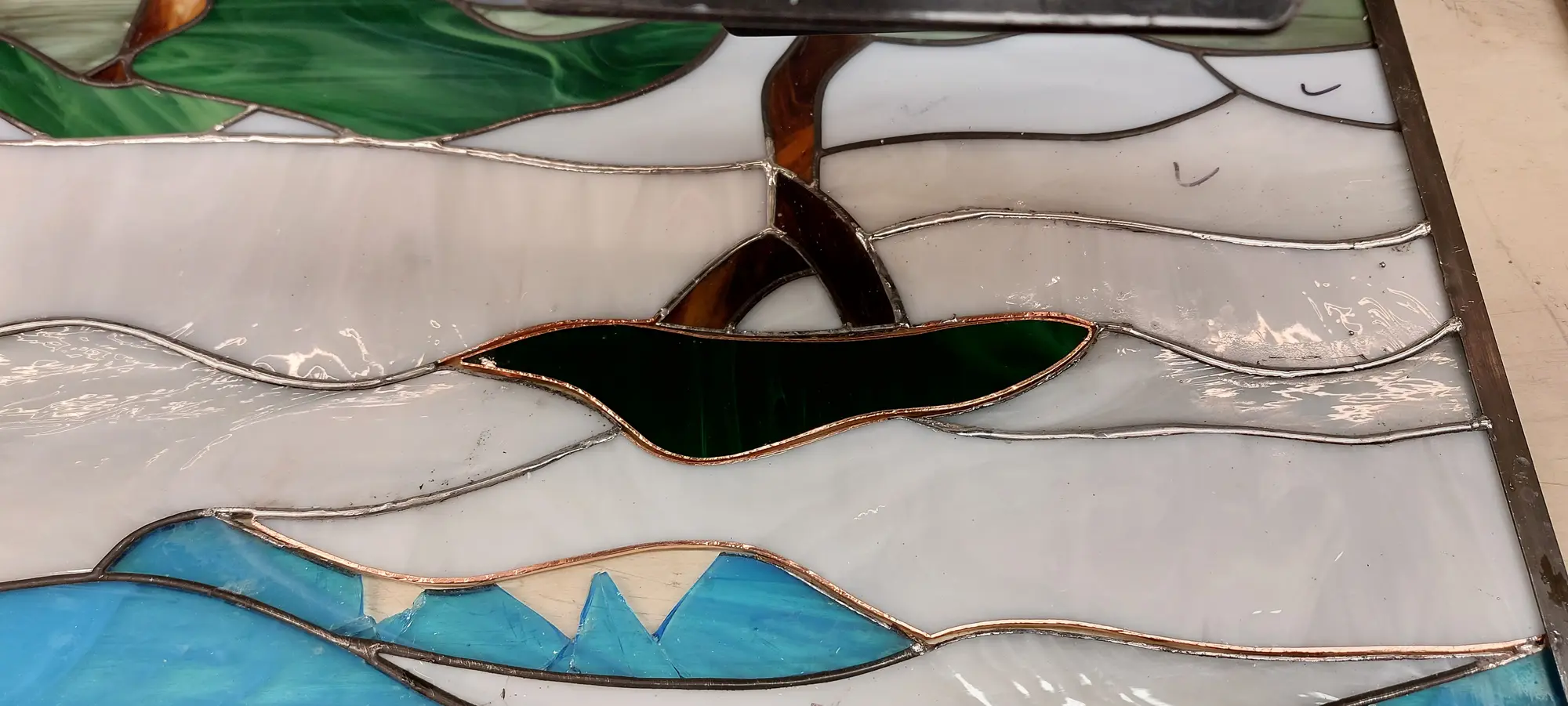 Voorzetraam - nieuw glasstuk in gepast en deels gesoldeerd