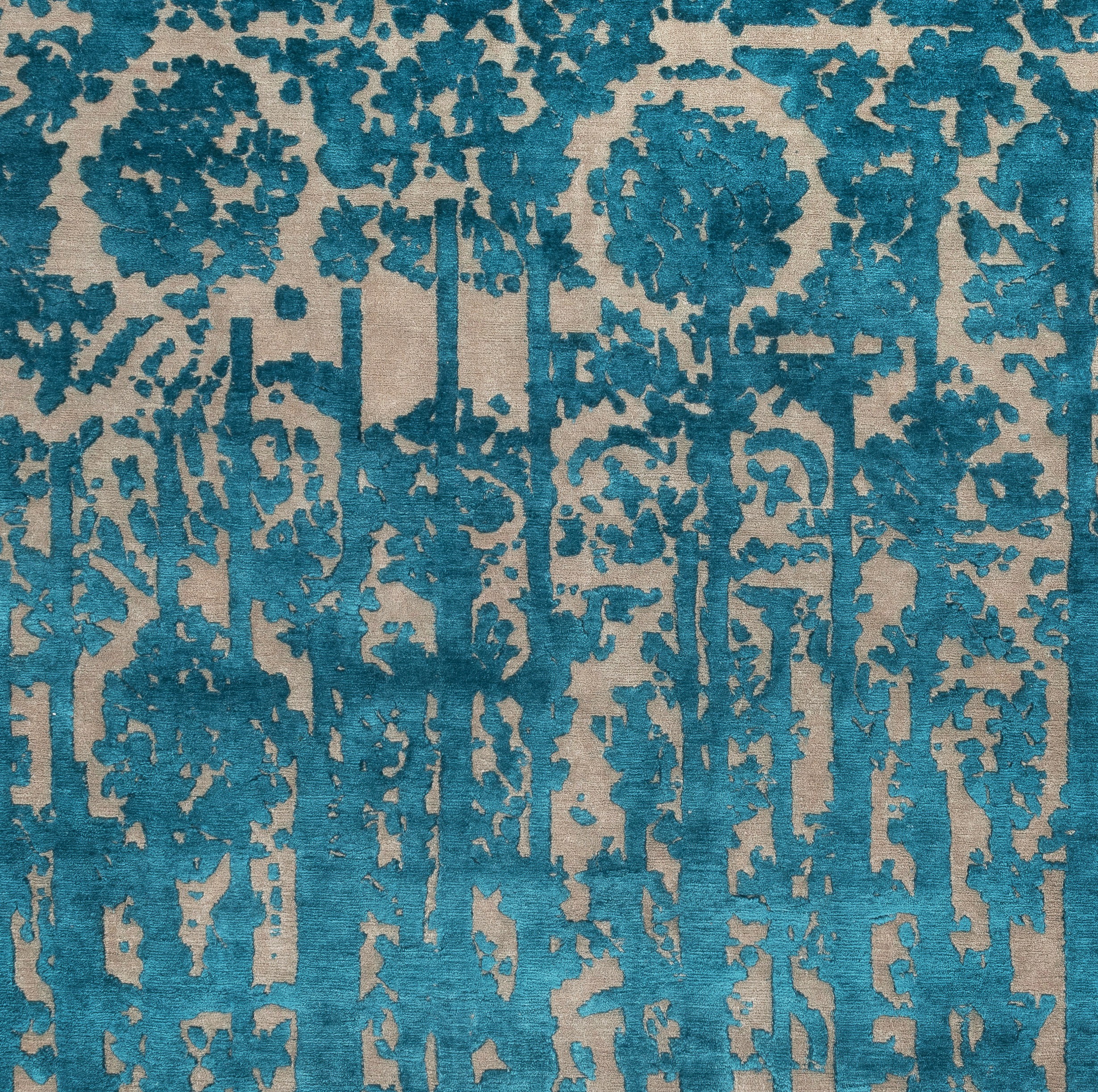 Casanova handwoven contemporary luxury rug by Illulian - MateriaVita