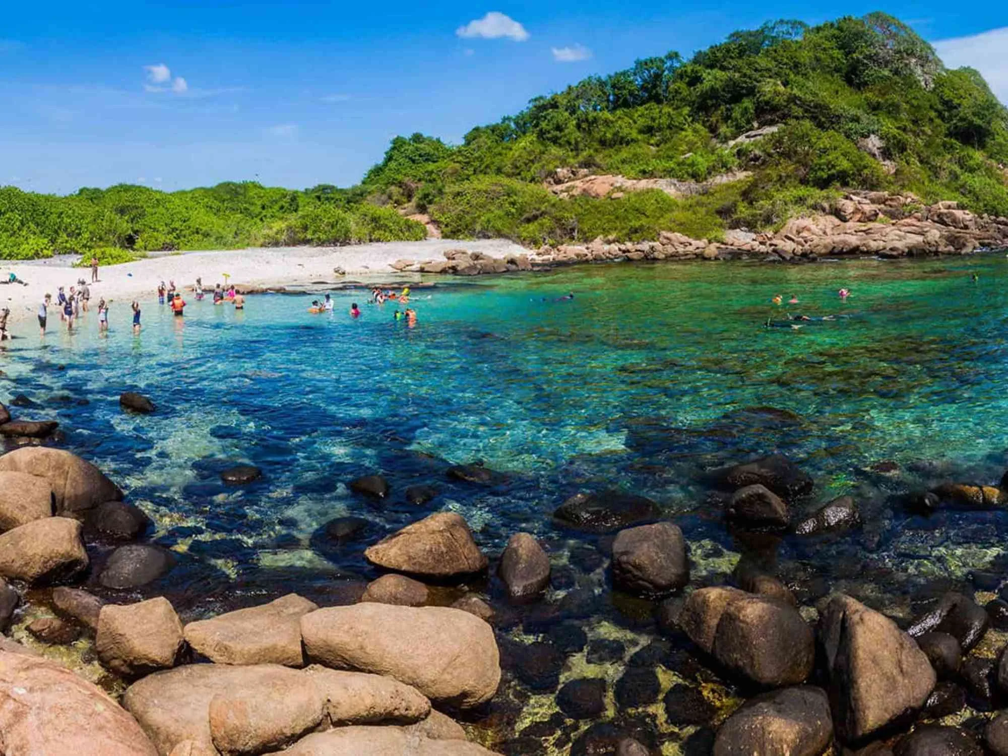 Snorkeling spot in pigeon island, Trincomalee