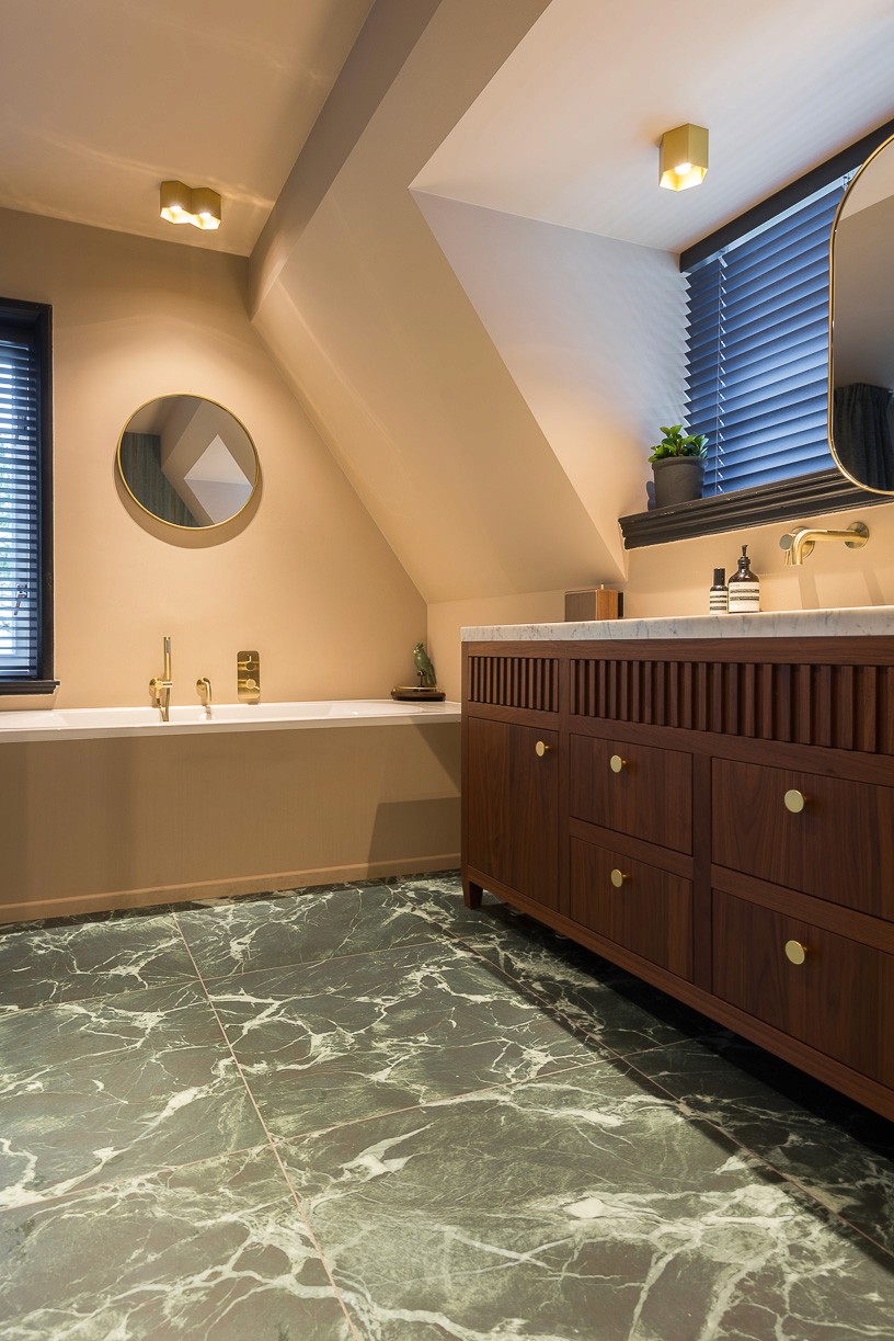 Bespoke Bathroom Design Renovations for Expats