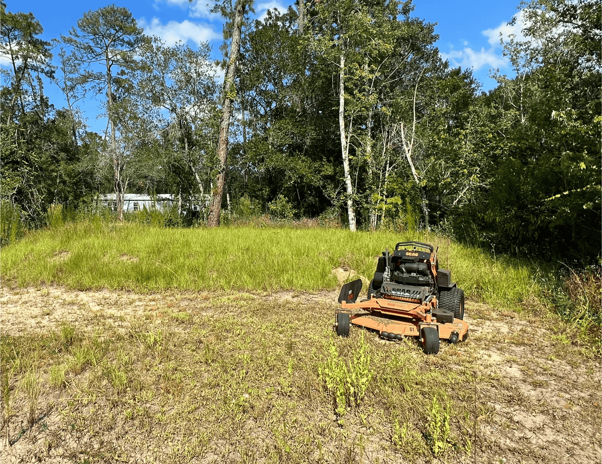 Lawn care equipment and tools used by Superior Image Orlando FL
