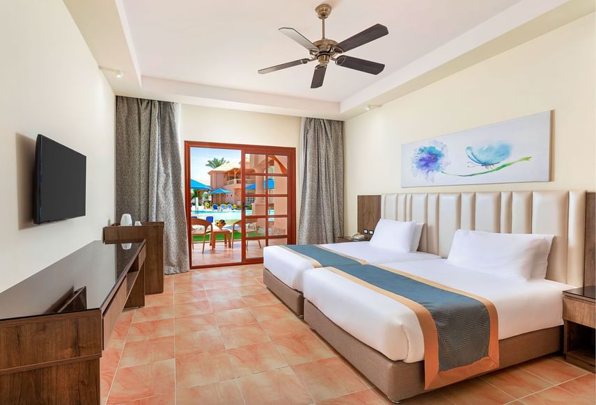 Sustainable Logistics in a Connected World