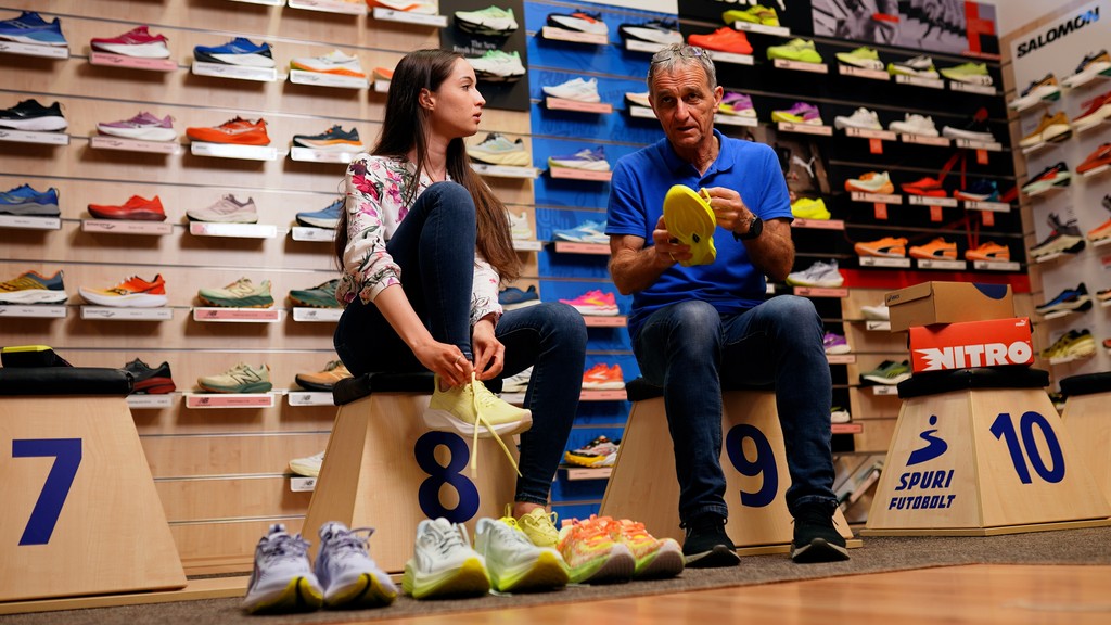 card machine helps with sales